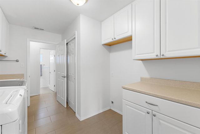 112 Glenview Drive, White Rock, NM 87547