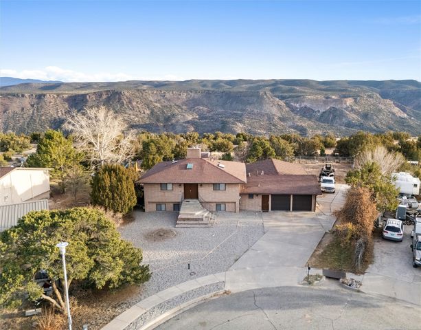 112 Glenview Drive, White Rock, NM 87547