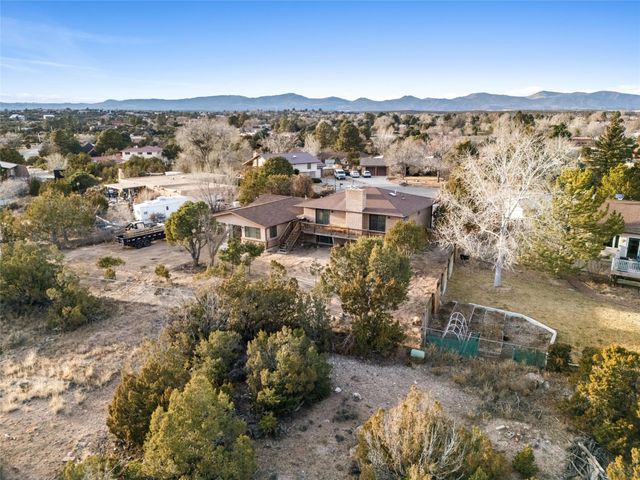 112 Glenview Drive, White Rock, NM 87547