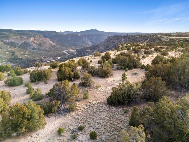 112 Glenview Drive, White Rock, NM 87547