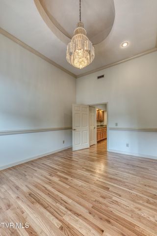 1027 Whittling Wood Drive, Johnson City, TN 37601