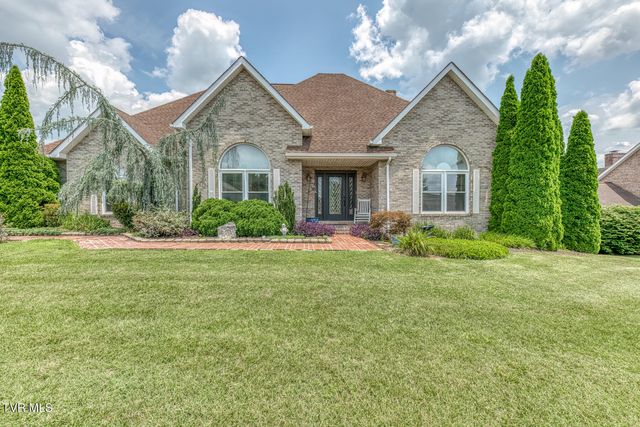 1027 Whittling Wood Drive, Johnson City, TN 37601