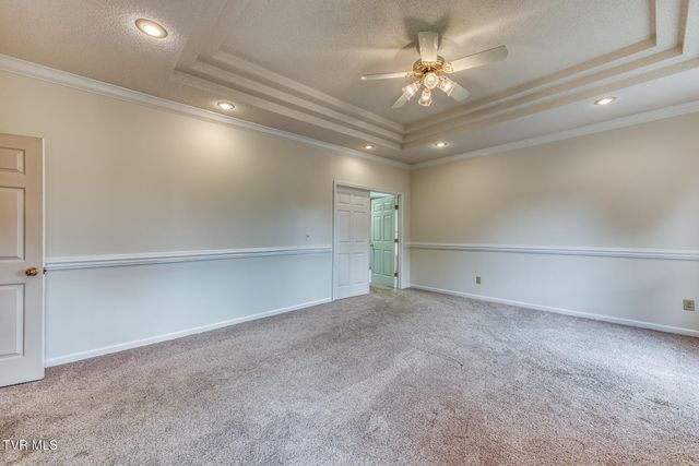 1027 Whittling Wood Drive, Johnson City, TN 37601