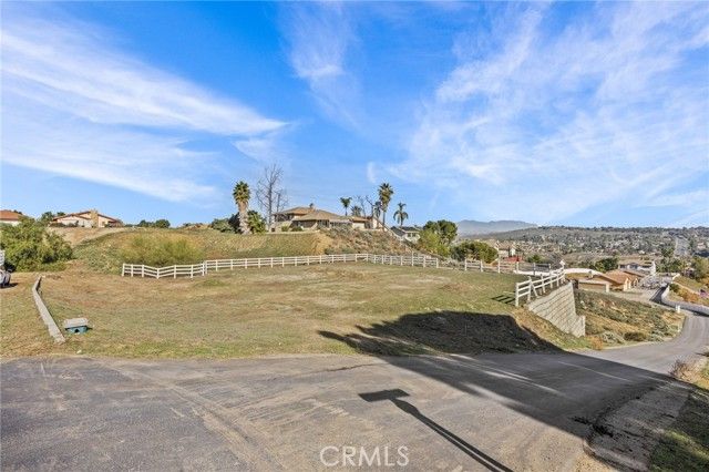 16538 Canyon Ridge Rd, Riverside, CA 92503