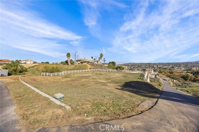 16538 Canyon Ridge Rd, Riverside, CA 92503