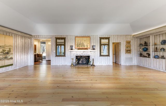 177 Cross Country Lane, Southern Pines, NC 28387