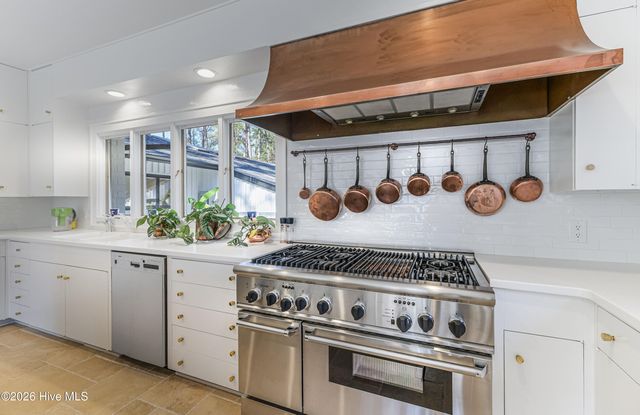 177 Cross Country Lane, Southern Pines, NC 28387