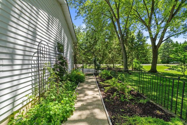 11638 342nd AVENUE, Twin Lakes, WI 53181