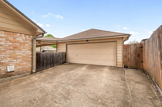 16513 Cornwall Street, Jersey Village, TX 77040