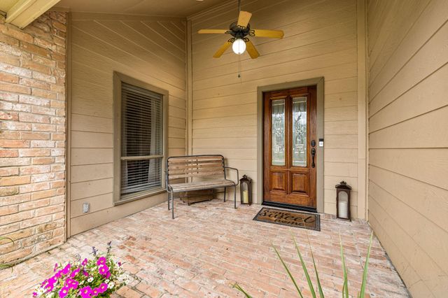 16513 Cornwall Street, Jersey Village, TX 77040