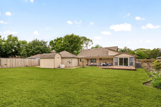 16513 Cornwall Street, Jersey Village, TX 77040