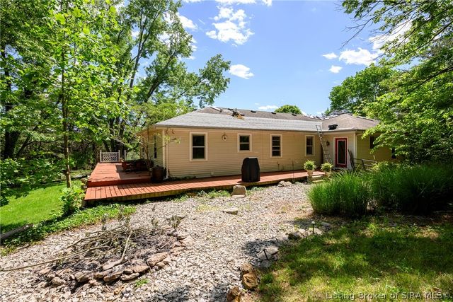 6760 Pioneer Trail NE, Georgetown, IN 47122