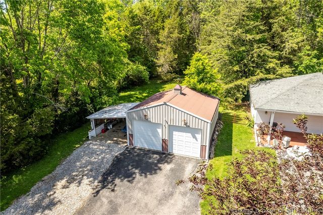 6760 Pioneer Trail NE, Georgetown, IN 47122
