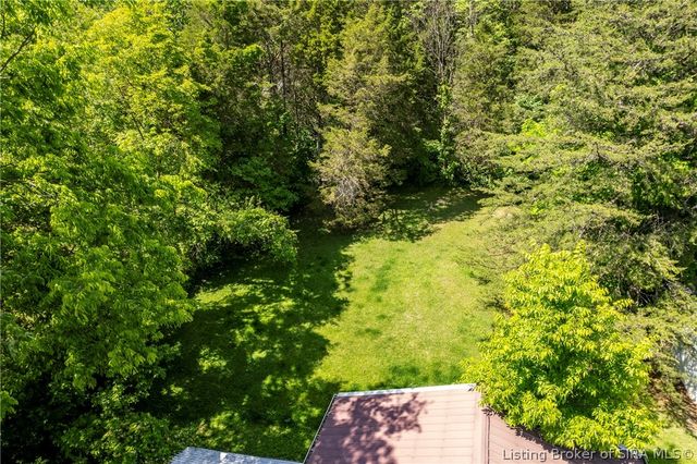 6760 Pioneer Trail NE, Georgetown, IN 47122