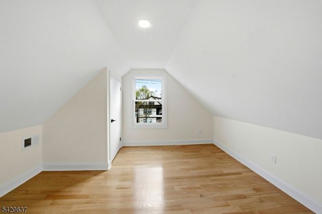 1 Foster St, Clifton City, NJ 07011