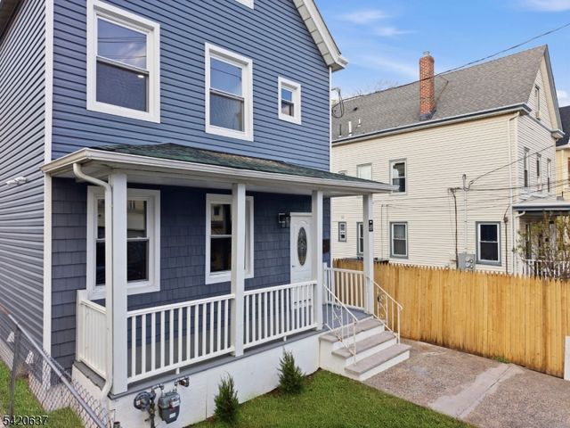 1 Foster St, Clifton City, NJ 07011