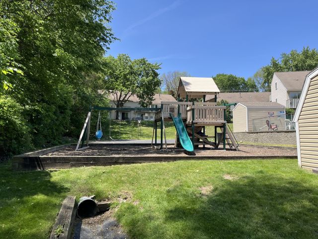 81 MAUDE Avenue A, Fox Lake, IL 60020