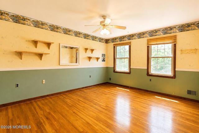 19 Scott Drive, Morganville, NJ 07751