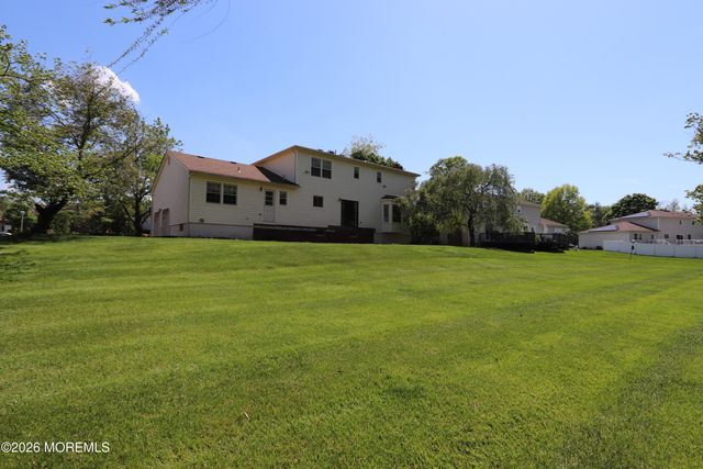 19 Scott Drive, Morganville, NJ 07751
