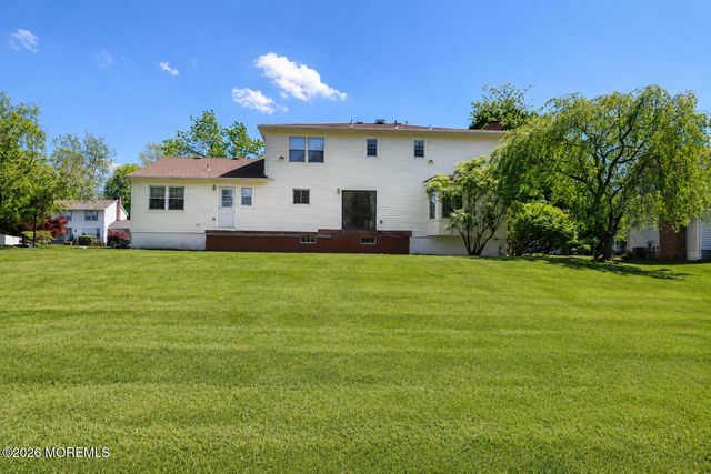 19 Scott Drive, Morganville, NJ 07751