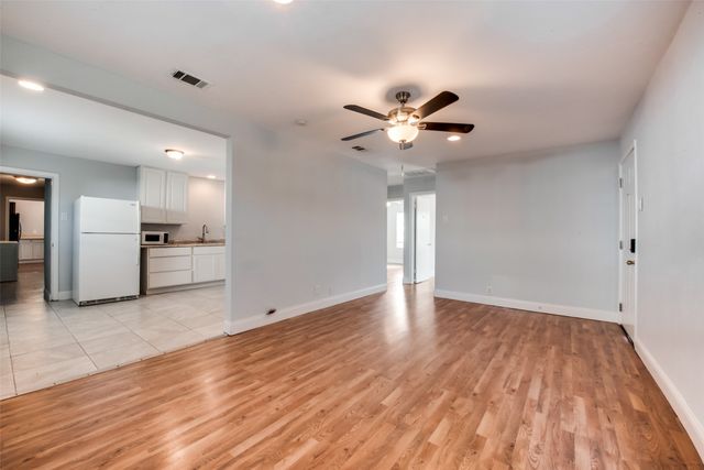 219 Red Wing Drive, Dallas, TX 75241
