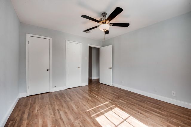 219 Red Wing Drive, Dallas, TX 75241