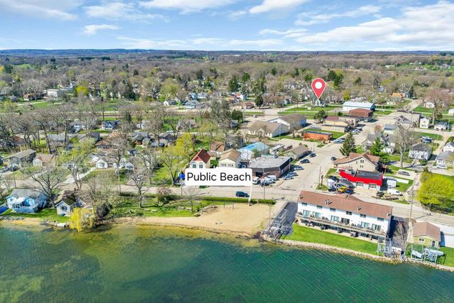 202 E Park STREET, Silver Lake, WI 53170