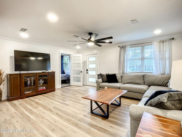 804 13TH Avenue S, Jacksonville Beach, FL 32250