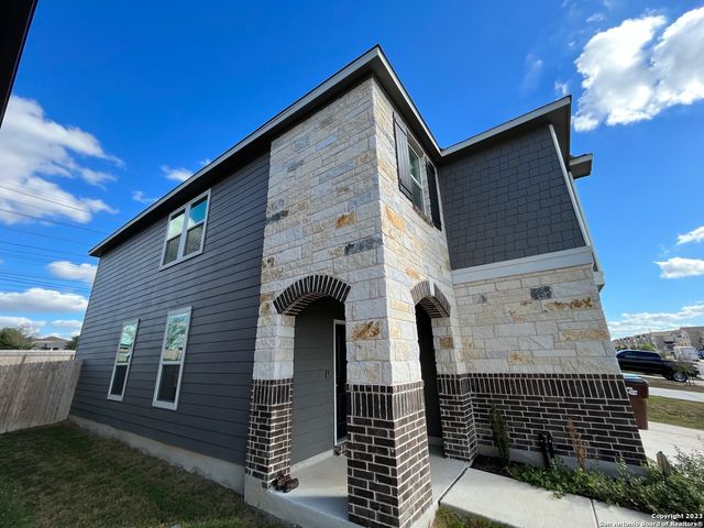 4684 VIA SONOMA TRL, Converse, TX 78109