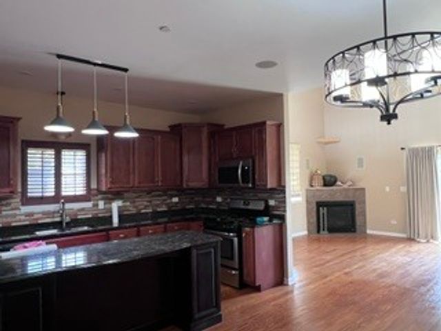 1038 Regent Drive, Matteson, IL 60443
