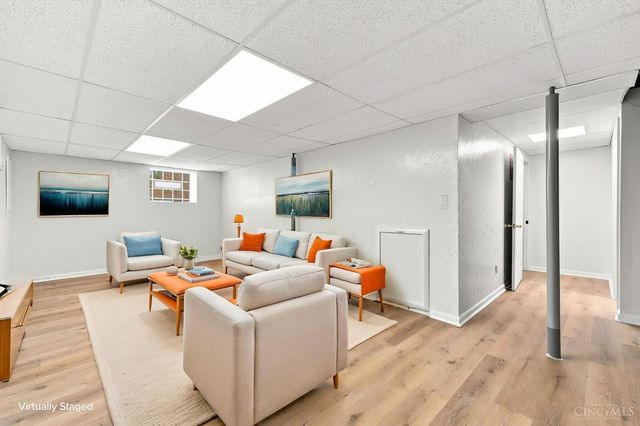 8042 Quail Meadow Lane, West Chester, OH 45069