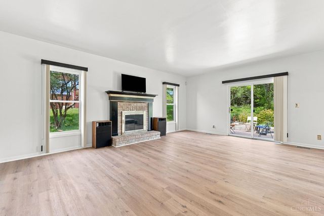 8042 Quail Meadow Lane, West Chester, OH 45069