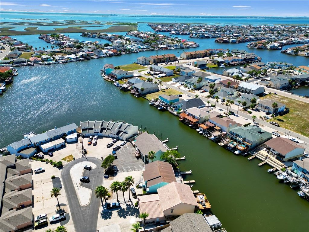 13918 Mingo Cay Ct 1, Corpus Christi, TX 78418 — photo 2