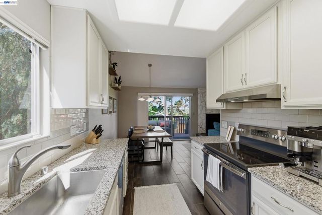 23004 Avis Ln, Hayward, CA 94541