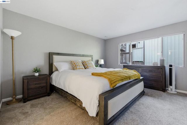 23004 Avis Ln, Hayward, CA 94541
