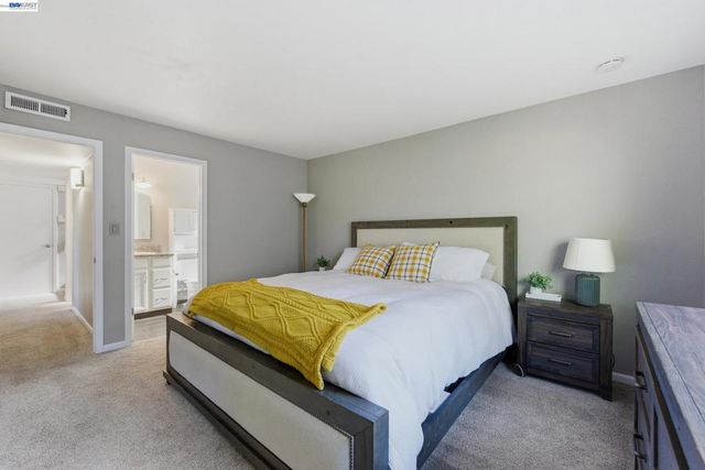23004 Avis Ln, Hayward, CA 94541