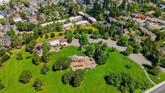 23004 Avis Ln, Hayward, CA 94541
