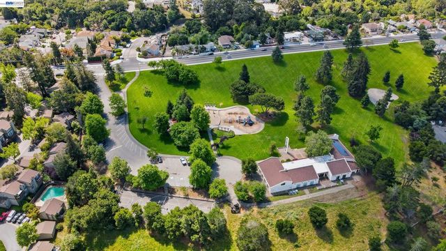 23004 Avis Ln, Hayward, CA 94541