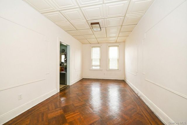 72-19 72nd Street, Glendale, NY 11385