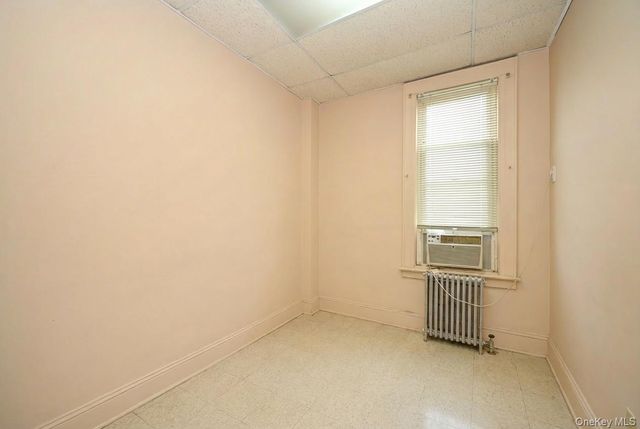 72-19 72nd Street, Glendale, NY 11385