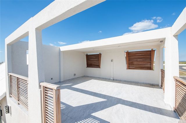 114 Porto Villageo Dr, Port Aransas, TX 78373