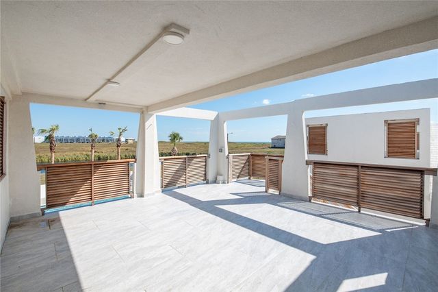 114 Porto Villageo Dr, Port Aransas, TX 78373