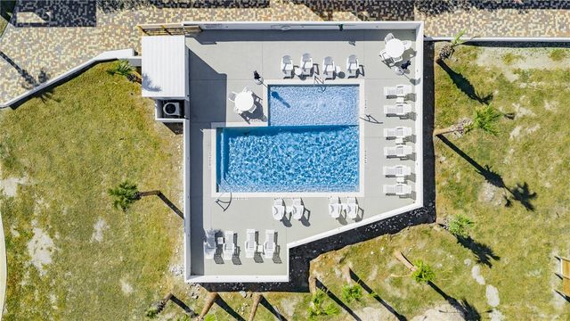 114 Porto Villageo Dr, Port Aransas, TX 78373