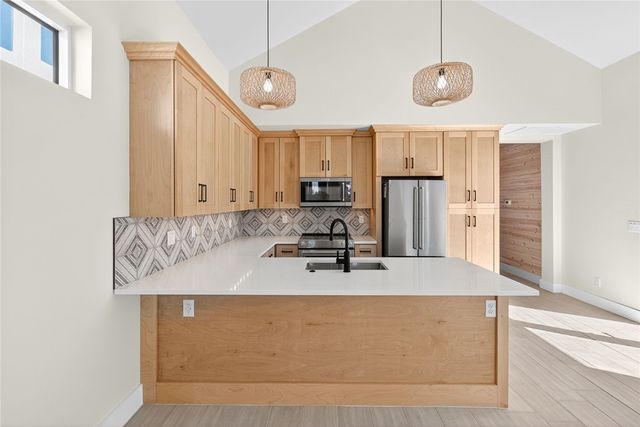 114 Porto Villageo Dr, Port Aransas, TX 78373