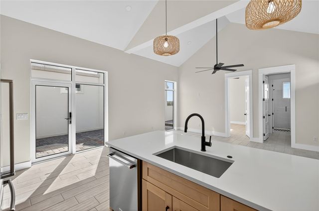 114 Porto Villageo Dr, Port Aransas, TX 78373