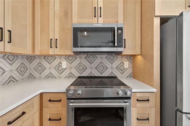 114 Porto Villageo Dr, Port Aransas, TX 78373