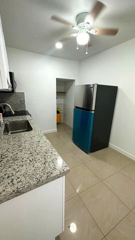 1770 NW 19th Ter G, Miami, FL 33125