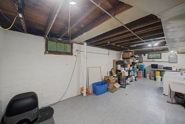 3321 Columbia Street, Des Moines, IA 50313