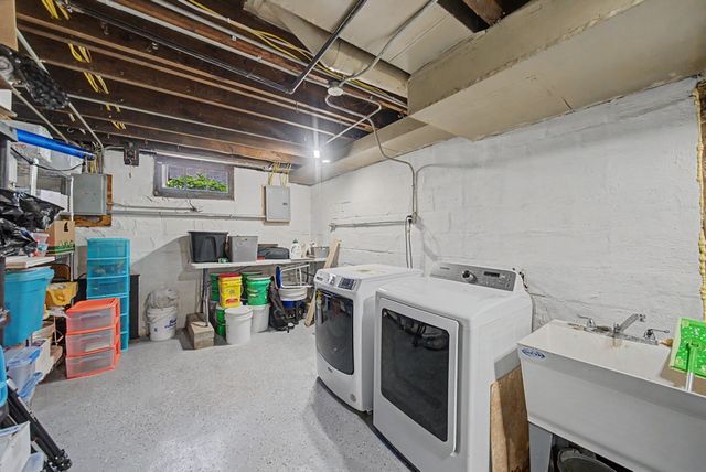 3321 Columbia Street, Des Moines, IA 50313