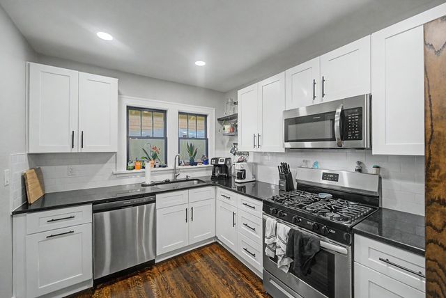 3321 Columbia Street, Des Moines, IA 50313